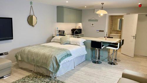 The North Cove, 20m to the Sea, Modern Studio Apartment - Foto 3