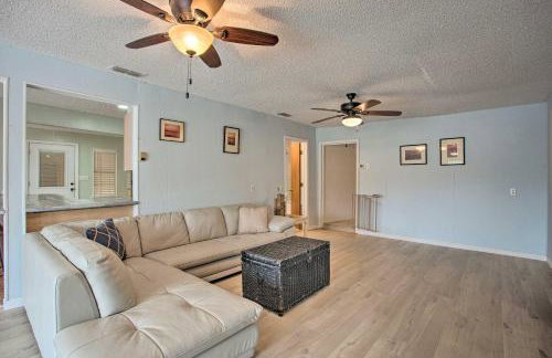 Possum Kingdom Lakefront Home with Patio and Dock! - Foto 10