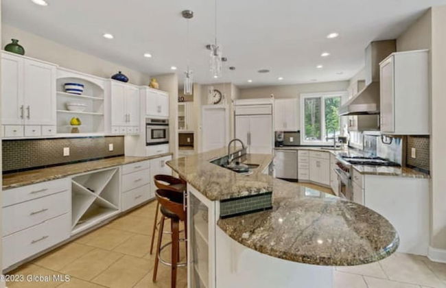 Secluded Lux Mansion Pool Home With Amazing Views - Foto 5