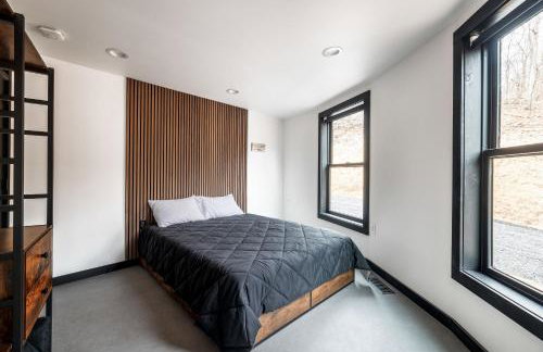 Skyline Yurt: Hot Tub~Wood Stove~WiFi~EVcharger - Foto 17