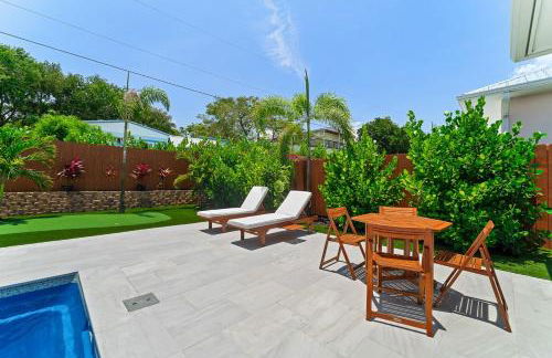 Peacock Palace Brand New Heated and Chilled Pool Golf Gym - Foto 21