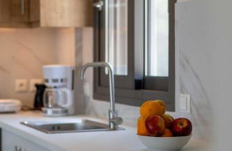 A V Luxury Apartments with Private Pools - Photo 14