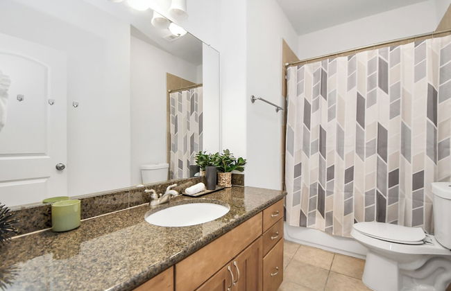 Lux Galleria Home-5BR Roof Deck - Foto 43