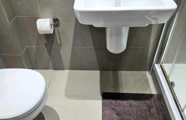 Simple Stays - London Heathrow Luxury Apartment-2nd Floor - Foto 31