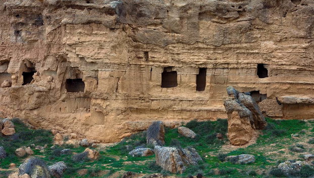 Visita guiada por las cuevas de Almagruz - Foto 5, Admirando cuevas prehistóricas