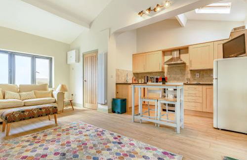 The Paddock - Photo 4