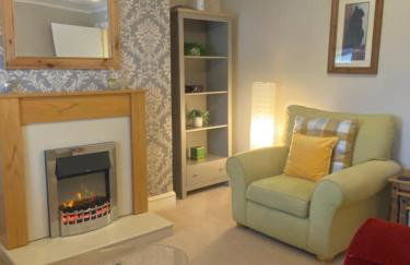 Bedford Contractor Base Sleeps 3 Secure Van Parking Fast WiFi - Foto 33