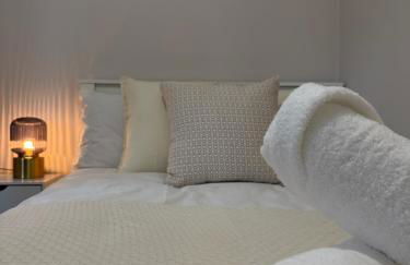 Middleton Mews- 3BR- Wollaton Park-Hospital & Uni - Photo 11