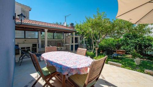 Uvala Apartment - Foto 4, sunbed, Garden view