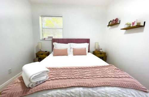 Tranquil and Sunny 4BR Getaway Home - Foto 45