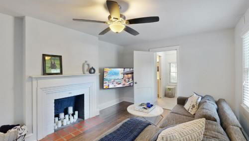 3 Mi to Dtwn Charlotte! Quiet Haven with Fenced Yard - Foto 5