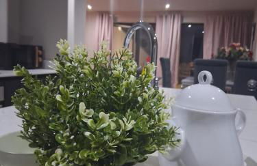 3 Bed Penthouse, 2Free Parking Spaces Close to BHX NEC - Foto 20