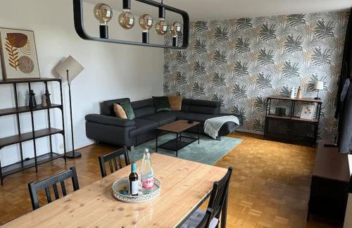 Großzügiges Industrie Design Apartment für bis zu 6 Personen, Nähe Messe und DUS, verkehrsgünstig - Familien, Gruppen und Firmen - Foto 1