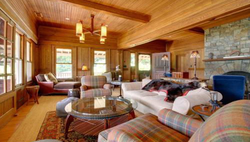 Serene Silver Bay Home on Lake George with Boat Slip - Foto 3