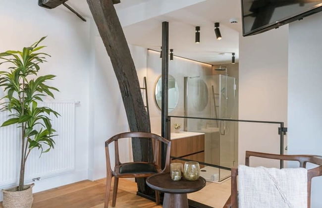 Urban Getaway in the Heart of Antwerp - Photo 15