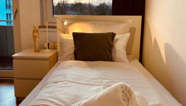 Osnabrücker Strasse Wooon 16 I 2 Bäder I große Küche I WLAN I Parken - Foto 3