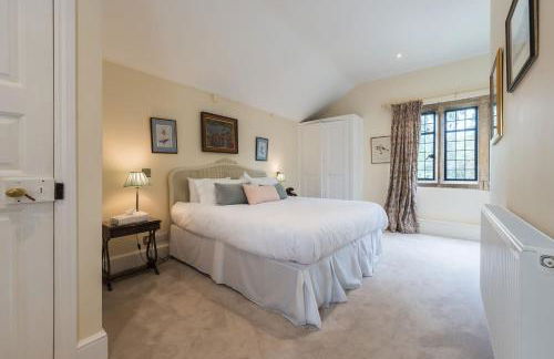 Ebrington Manor by Birch Stays - Photo 10