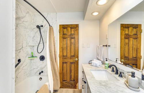 Family Fun in Scotch Plains! Home with Game Room - Foto 17