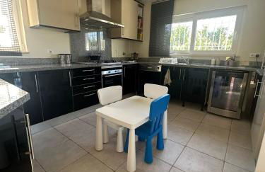 3 Bedroom villa with a sea view completely private - Foto 21