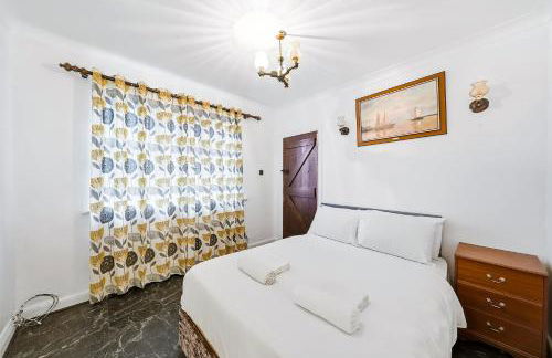 Sally's 4 Bed Home in St Albans - Foto 32