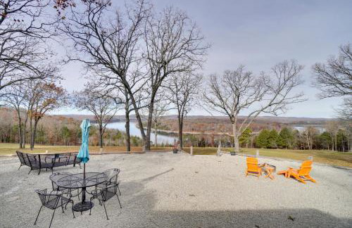 Table Rock Lake Home - Fire Pit and Lake Views! - Foto 1