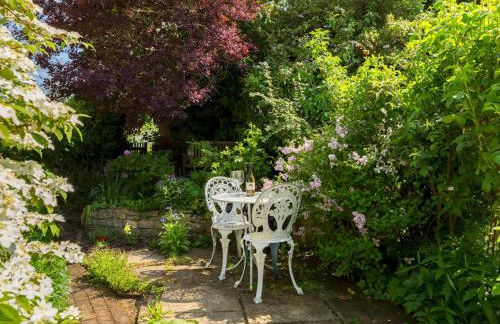 Pass the Keys Dara Cottage 16th Century Thatched Cottage - Photo 30