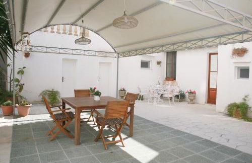 Eden Garden-Historic Big House Near Sea, Gallipoli - Foto 17