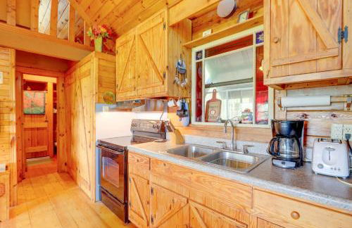 Secluded Mountain Cabin with Decks and Gazebo! - Foto 5