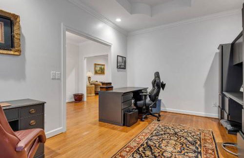 LakeFront | HotTub | Dock | 4BD4.5BA | FreeParking - Foto 16