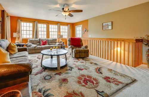 Mtn-View Home with Deck, Fire Pit and BBQ in Almond - Foto 6