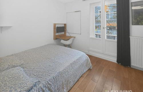 Spacious one-bedroom apartment just 1 minute walk from Montparnasse train - Foto 2
