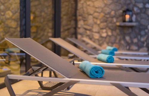 Luxury Jerini Estate - Photo 75