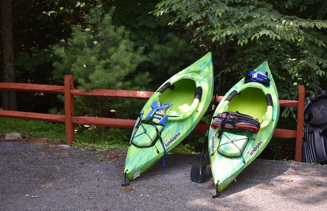 Tree Top Lodge - Gorgeous Lake Cabin With Hot Tub & Magnificent Views Of Forests And Mountains! 3 Bedroom Cabin by Redawning - Foto 39