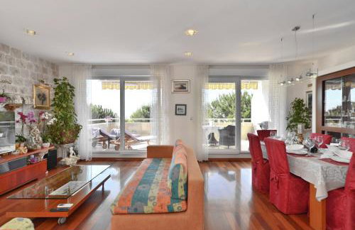 Luxury Seaside Apartment - Foto 40