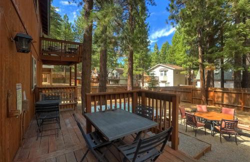 Montgomery Estates Bliss - Hot Tub, Pets, Family Fun! - Foto 31