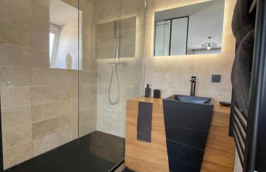 Élégance et confort-vue sur la cathédrale - Parking - Foto 43