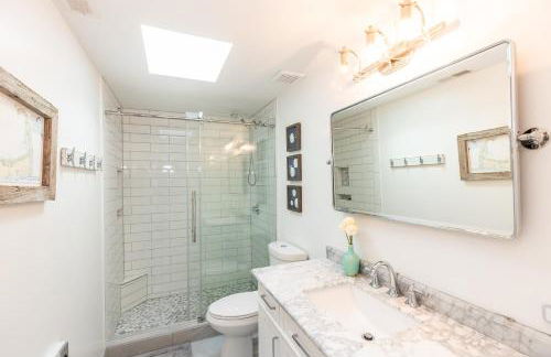 Rare Cape Cod Find - Photo 16