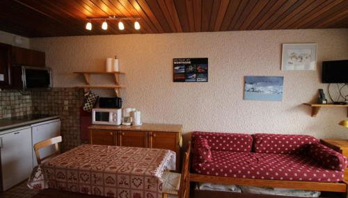 Studio cabine rénové au pied des pistes, balcon, parking – Auris en Oisans - FR-1-297-68 - Foto 4