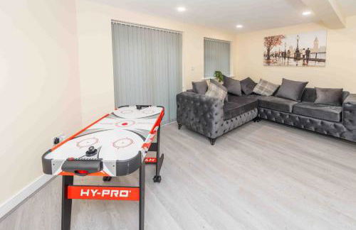 Beautiful, Peaceful, 5 Bedroom home with Hot Tub! - Foto 72