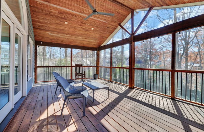 Chamblee Retreat 3BR Home w Spacious Porch - Foto 44