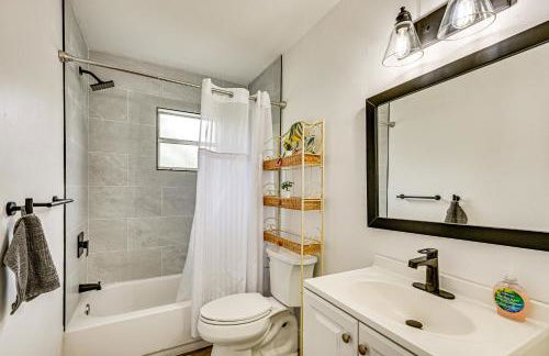 1 Mi to Busch Gardens Modern Home with Private Yard - Foto 14