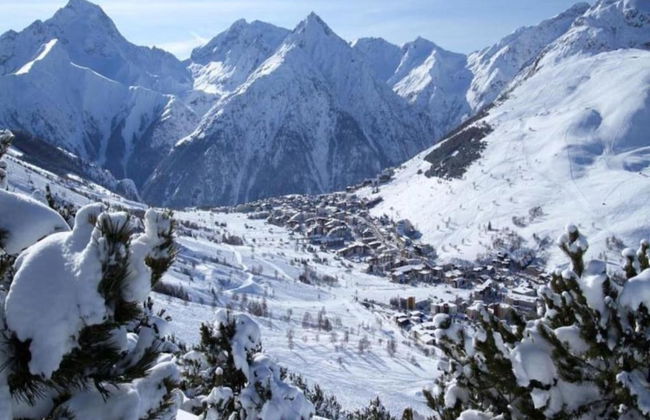 Chalet in Les Deux Alpes With Private Pool - Photo 31