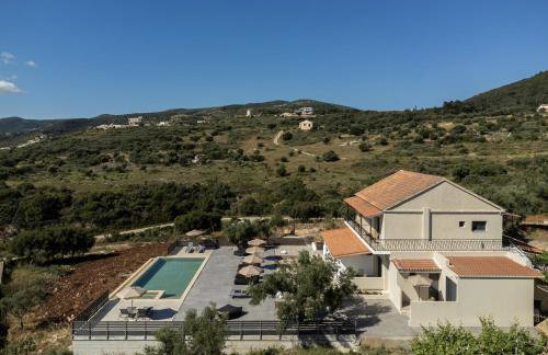 Marea Luxury Suites - Photo 26