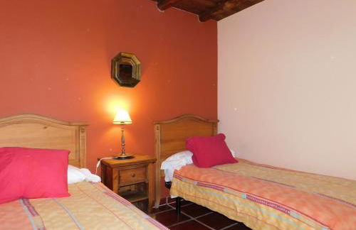 Casa Rurales Cimera y Brincalobitos - Photo 16