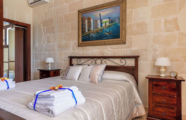 Villa Simone Vacation Villa With Wifi - Photo 3