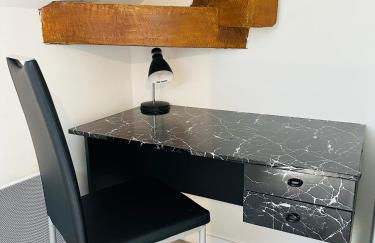 Studio 11 Proche Centre Ville avec Wifi Parking Troyes - Foto 11