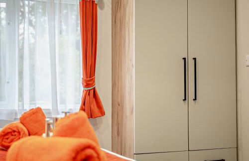 Astoria Lodge Smart Modern 2-Bedroom Holiday Lodge Milford on Sea - Photo 7