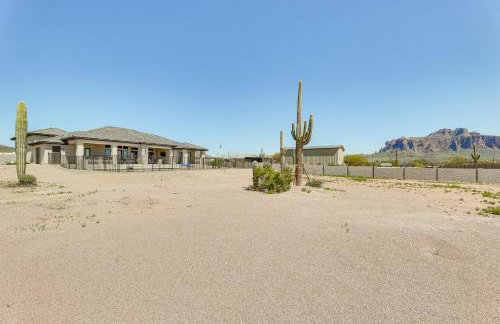 7 Mi to Lost Dutchman Home with Pool and Patio! - Foto 39