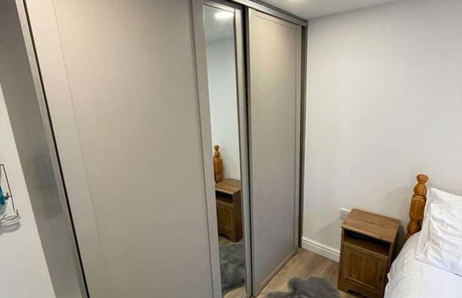 Modern 1 bed Apartment, 10 Mins to Leeds City Cent - Foto 3