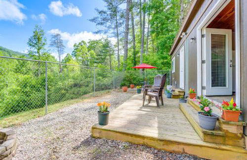 Cozy and Convenient Blairsville Cabin with Deck! - Foto 19